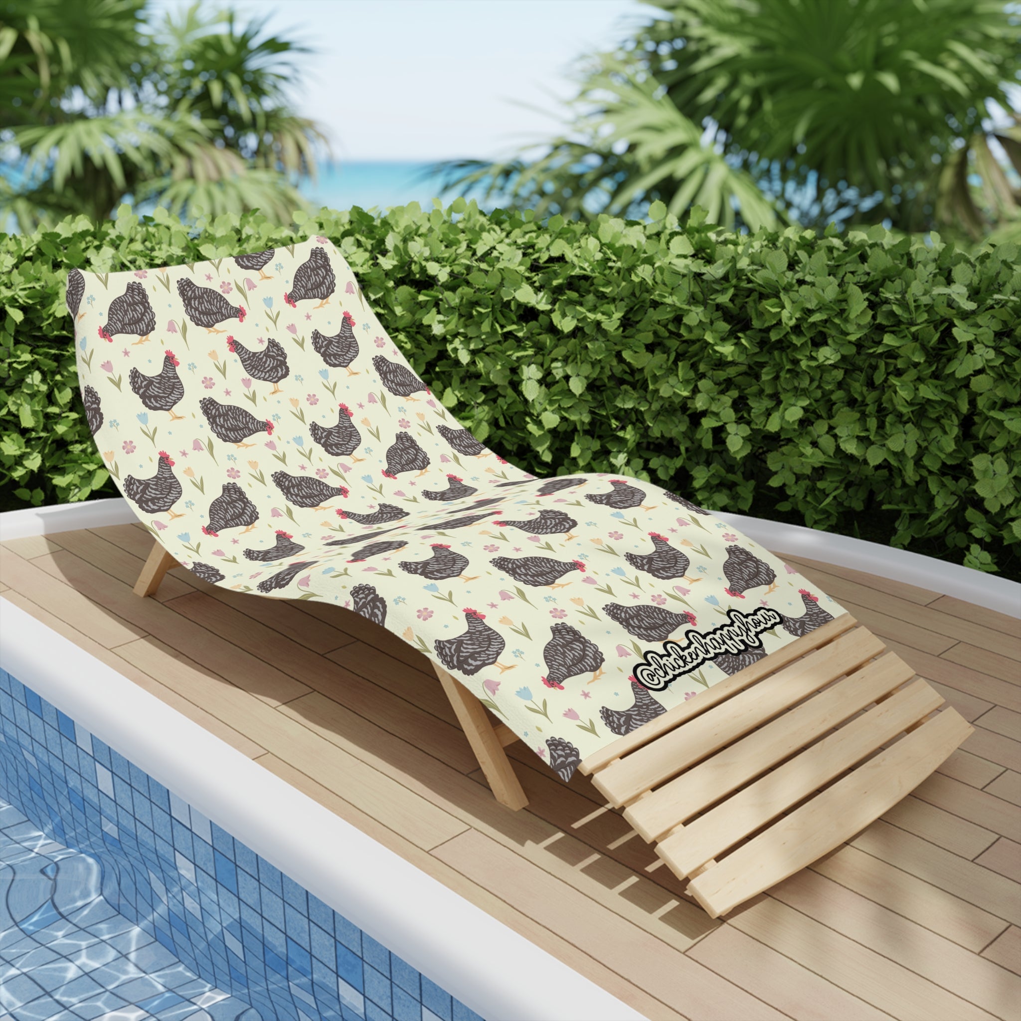 CHICKEN WITH FLOWER 2 Beach Towel
