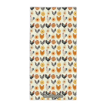 CHICKEN WITH FLOWER Beach Towel