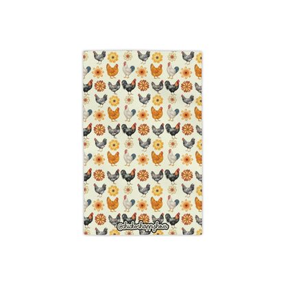 CHICKEN WITH FLOWER Beach Towel