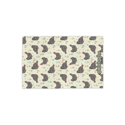 CHICKEN WITH FLOWER 2 Beach Towel